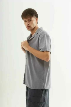 Camisa CEY Gris en internet