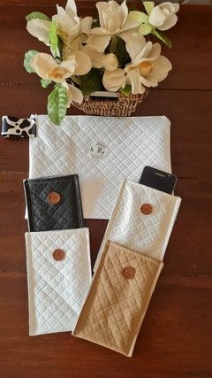 PORTACELULAR CUERO PU NATURAL - comprar online