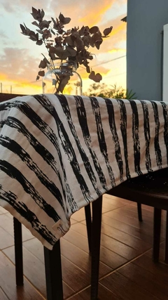 MANTEL TUSOR RAYAS NEGRAS