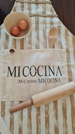 DELANTAL DE COCINA MI COCINA RAYAS BEIGE