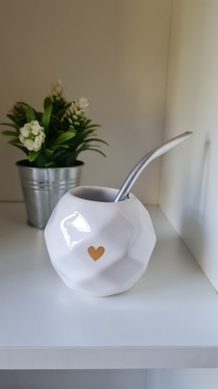 MATE CERAMICA CORAZON BLANCO