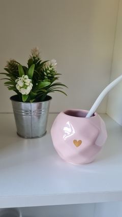 MATE FACETADO CERAMICA CORAZON ROSA
