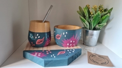 SET MATE CUENCO + TABLITA FLORES