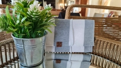ESTUCHE RAYA GRIS