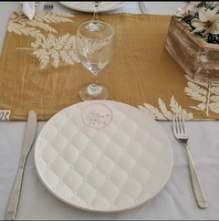 CAMINO DE MESA TUSOR MOSTAZA HOJAS - comprar online