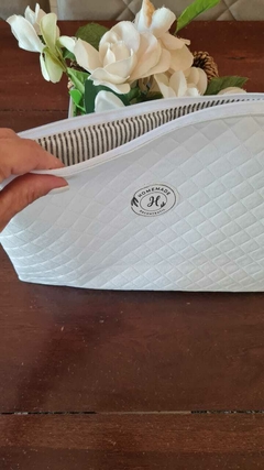 SOBRE CUERO PU METALASSE BLANCO en internet