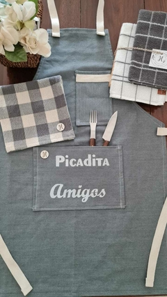 DELANTAL DE JEAN PICADITA AMIGOS - comprar online