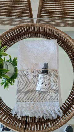 TOALLITA DE MANO RAMITAS GRIS - comprar online
