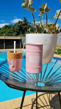 MATE MADERA CORAZON ROSA