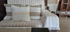 FUNDA DE ALMOHADON RAYADO ANCHO BEIGE en internet