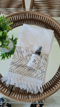 TOALLITA DE MANO RAMITAS GRIS