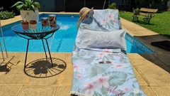 LONA PLAYERA FLOREADA en internet