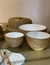 BOWL DE PORCELANA COM SUPORTE DE VIME SINTÉTICO