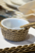Tigela de porcelana com suporte em Vime PP