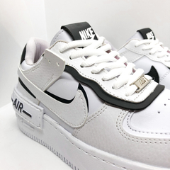 Nike Shadow con pipa