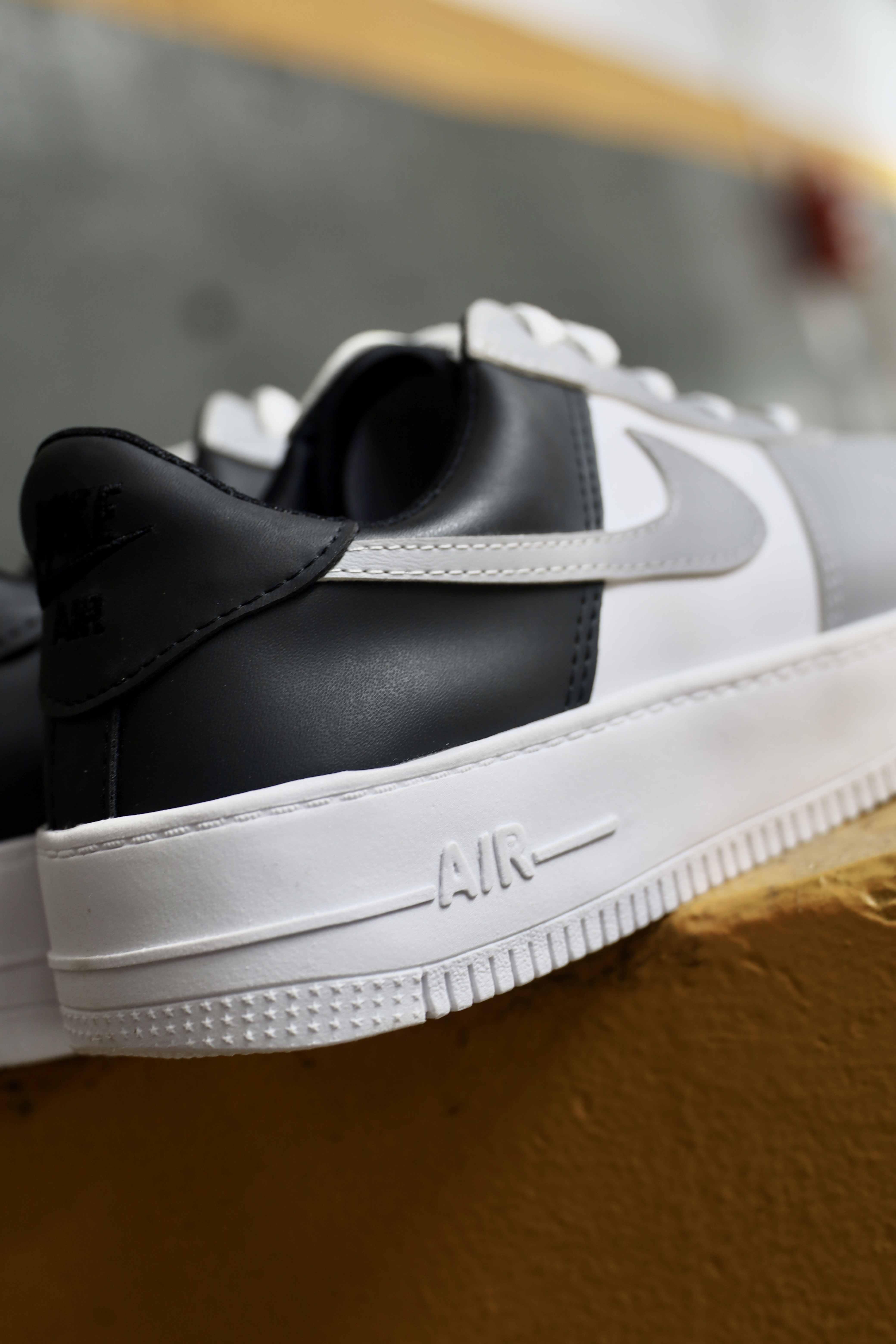 Carrusel Sneakers store