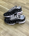 Nike Air Max TN Plus 1 - Preto, Cinza e Branco