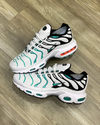 Nike Air Max TN Plus 1 - Branco, Preto e Varde Água