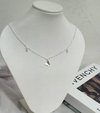 Colar borboleta com zircônias cristal. Prata 925