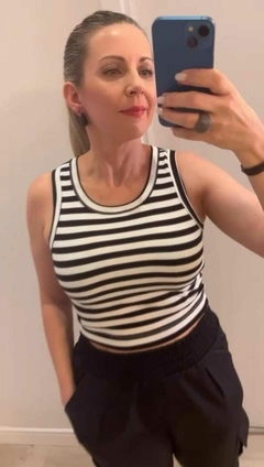 Cropped Fabi na internet