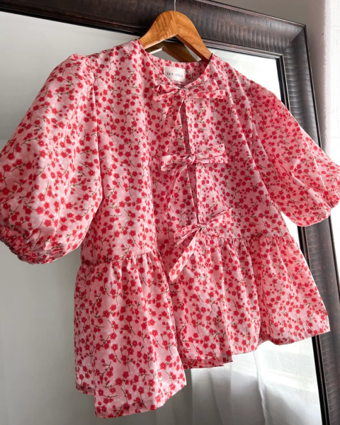 PRE ORDER: Blusa Not Ganni~Flor de cerezo - comprar online