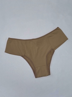 Tanga Pala Lateral Larga Bege - 0062 - comprar online