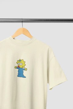 Camiseta Oversized - Maggie - comprar online