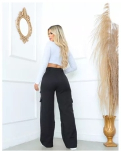 Calça Cargo Pantalonada Alfaiataria na internet