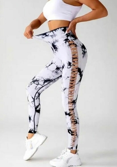 Calça Legging Marmorizada Vazada