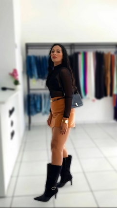 SHORT SAIA COURO FAKE - Princesa do Brás