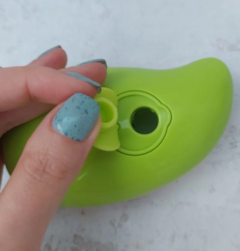 ESCOVA PET TIRA PELOS COM VAPOR na internet