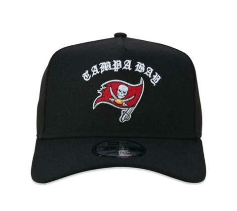 BONÉ NEW ERA 9FORTY A-FRAME SNAPBACK ABA CURVA NFL TAMPA BAY BUCCANEERS STREET