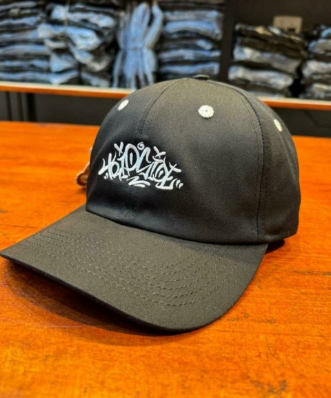 BONÉ TRIP SIDE DAD HAT SARJA PRETO