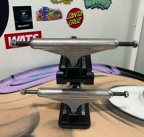 TRUCK SKATE REVENGE - 149MM MID - PRATA / BASE PRETA - comprar online