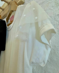 Remera Mangas tul en internet