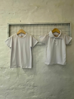 REMERA BLANCA ESCOLAR - tienda online