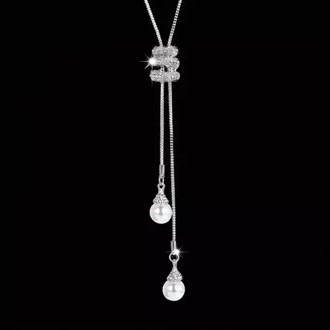 Colgante largo y sencillo de perlas con diamantes de imitación plateado