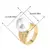 Anillo de cóctel elegante con banda ancha pavimentada con circonia - comprar online