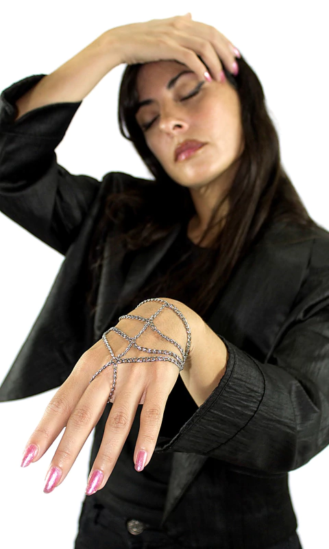 Penelope hand chain