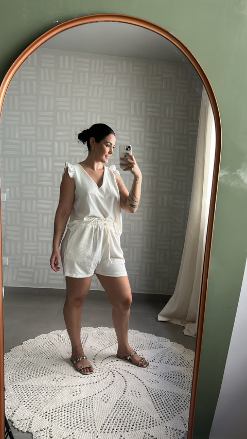 CONJUNTO BLUSA E SHORTS - BRANCO - comprar online