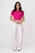 T-SHIRT SEJA FORTE E CORAJOSA FLOR APLICACAO - COR ROSA PINK - Natasha Closet