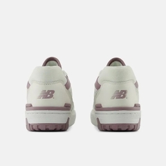 Tênis New Balance 550 Reflection/Ice Wine - loja online