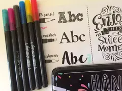 Hand Lettering Drawing Set Lata NUWA en internet