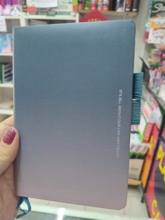 Cuaderno tapa dura MIKIREI A6 con portalapicera - comprar online