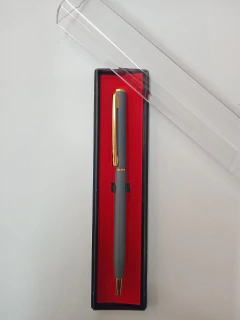 Boligrafo en caja (cuerpo fino)