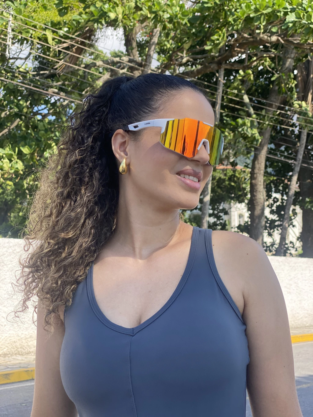 Óculos Solar Julien - Branco c/Vermelho