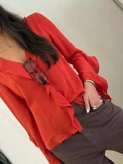 Camisa Giulia na internet