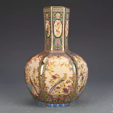 Vaso Chinês de Porcelana