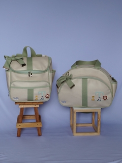 KIT BOLSA MATERNIDADE DE LUXO PERSONALIZADO COM INICIAIS - TEMA SAFÁRI (2 PEÇAS) na internet