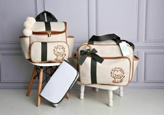 KIT BOLSA DE MATERNIDADE GOLD - TEMA: LEÃO (3 PEÇAS) na internet